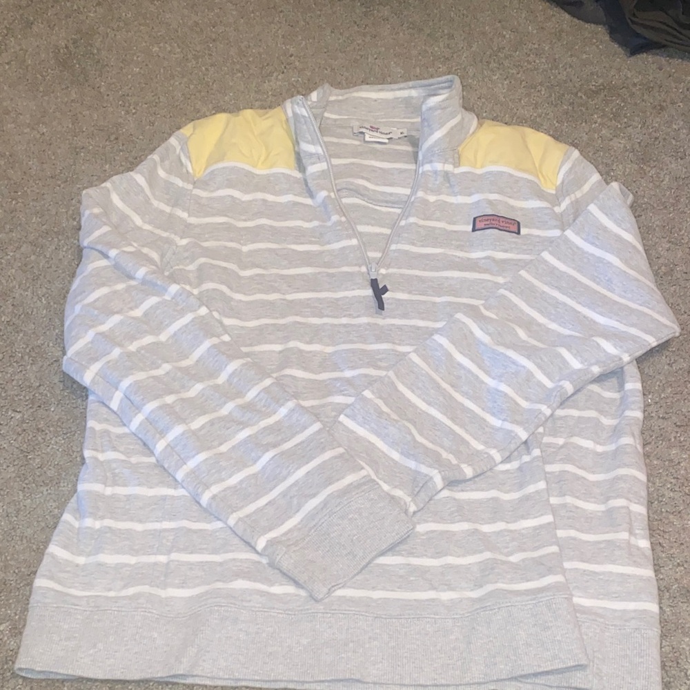 Vineyard vines women’s xl Gray and Yellow Striped Sweater shep shirt